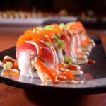 entdecken sie die kunst der japanischen k&uuml;che mit unseren frischen und k&ouml;stlichen sushi-variationen, perfekt f&uuml;r jeden anlass.